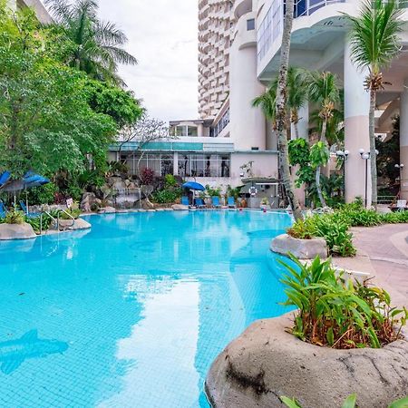 Seaview Deluxe Studio Couples Room S Tanjung Bungah (Penang) Dış mekan fotoğraf
