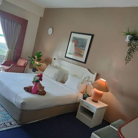 Seaview Deluxe Studio Couples Room S Tanjung Bungah (Penang) Dış mekan fotoğraf