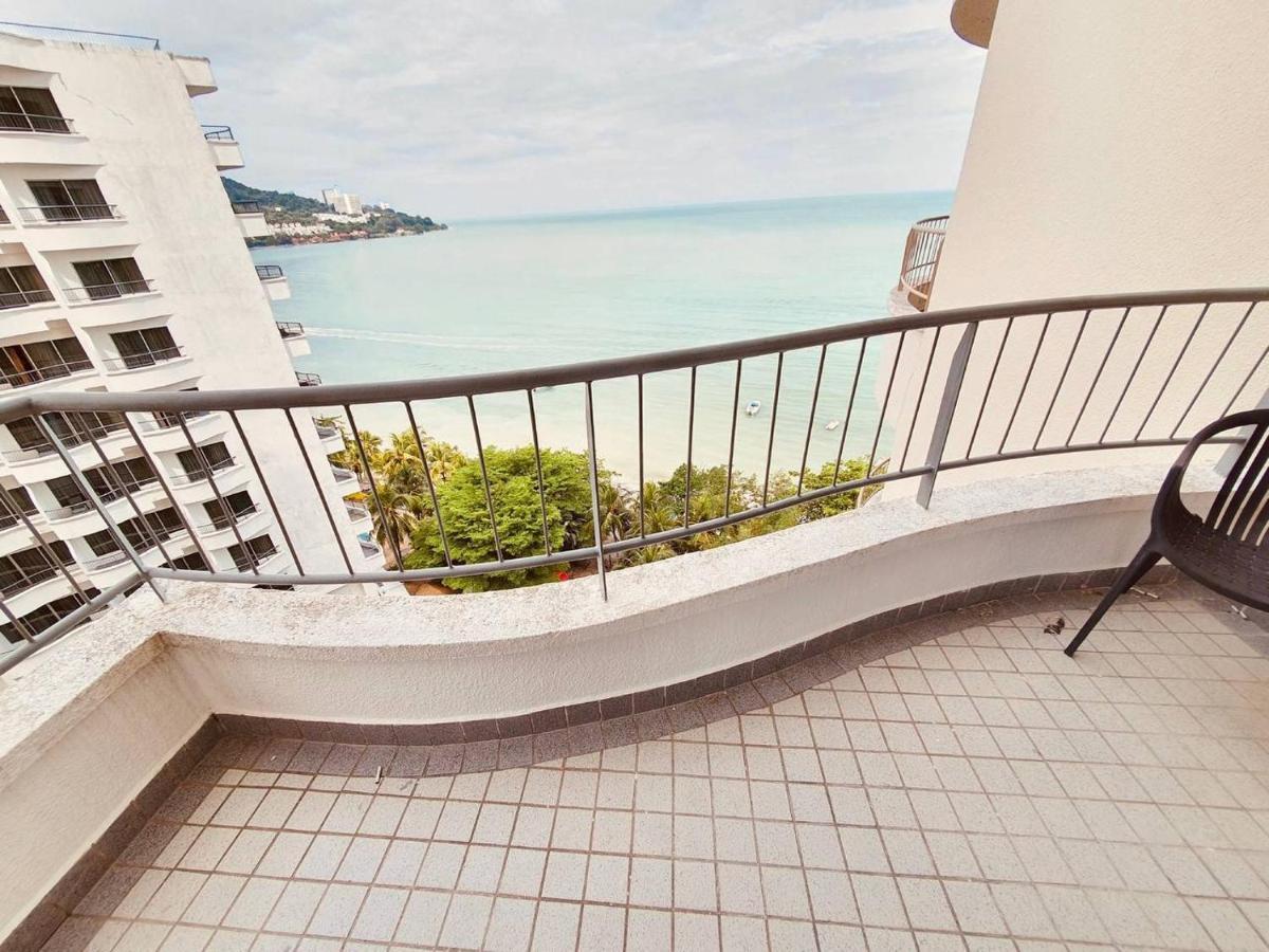 Seaview Deluxe Studio Couples Room S Tanjung Bungah (Penang) Dış mekan fotoğraf