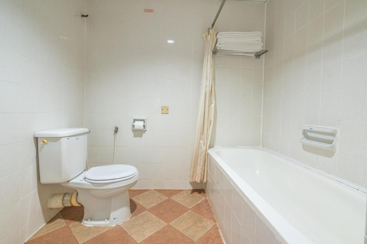 Seaview Deluxe Studio Couples Room S Tanjung Bungah (Penang) Dış mekan fotoğraf