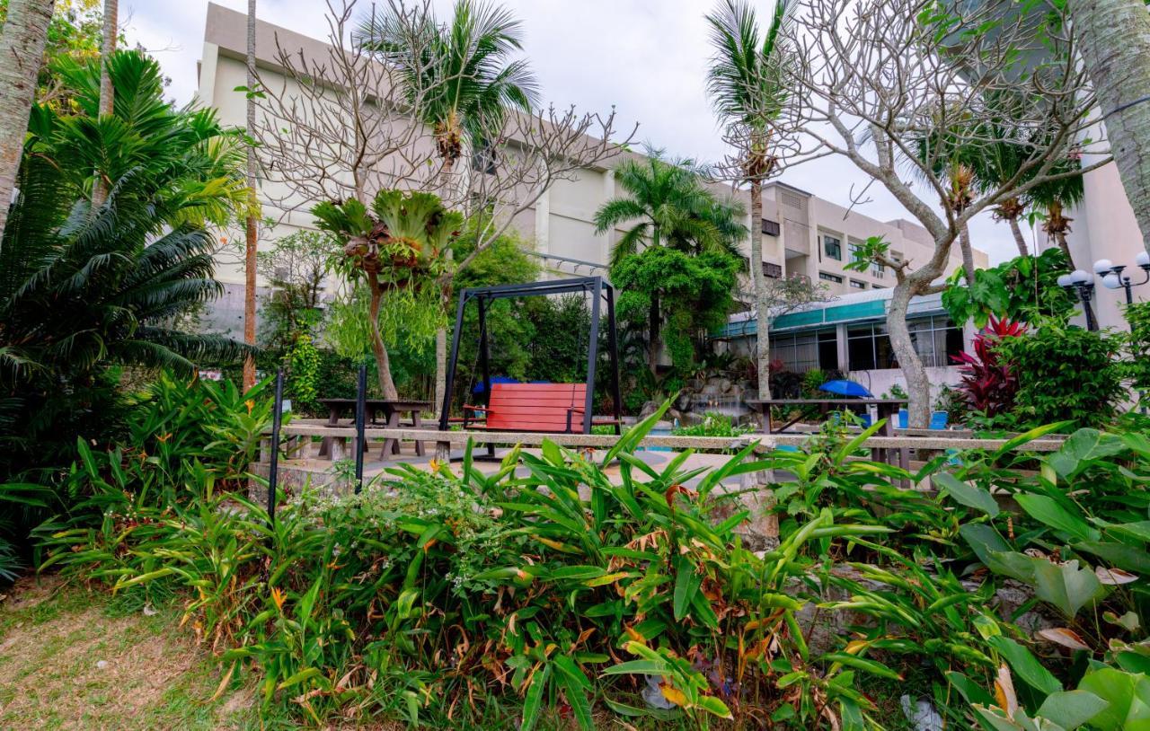 Seaview Deluxe Studio Couples Room S Tanjung Bungah (Penang) Dış mekan fotoğraf
