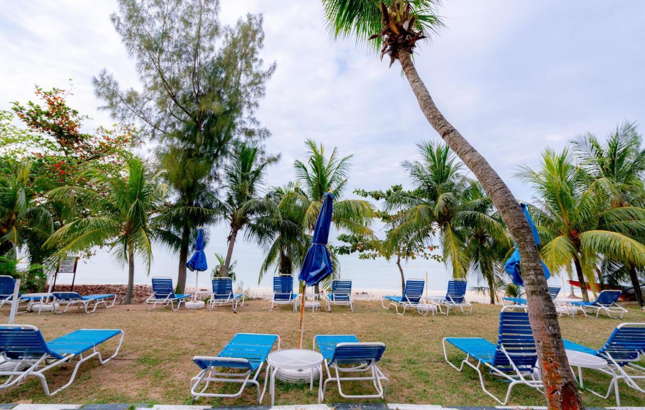 Seaview Deluxe Studio Couples Room S Tanjung Bungah (Penang) Dış mekan fotoğraf